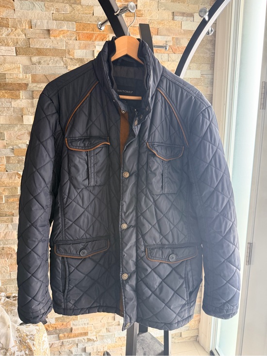 Britches Other - Quilted navy Jacket with Brown Trim - Men’s (worn like a women’s large or xl)